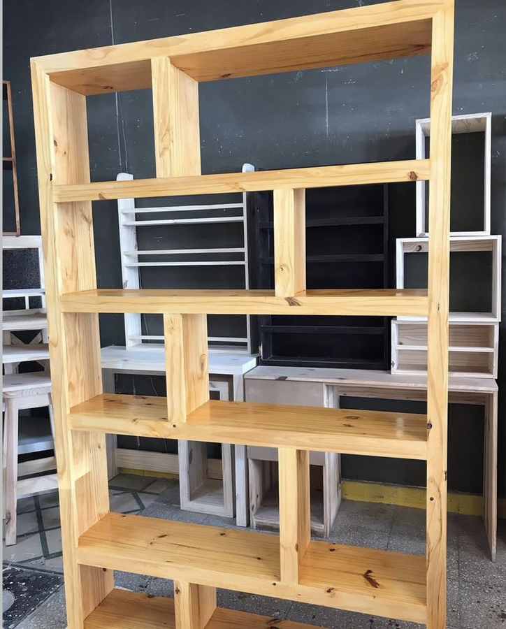 Biblioteca modelo 20 de Mueblería Longhi