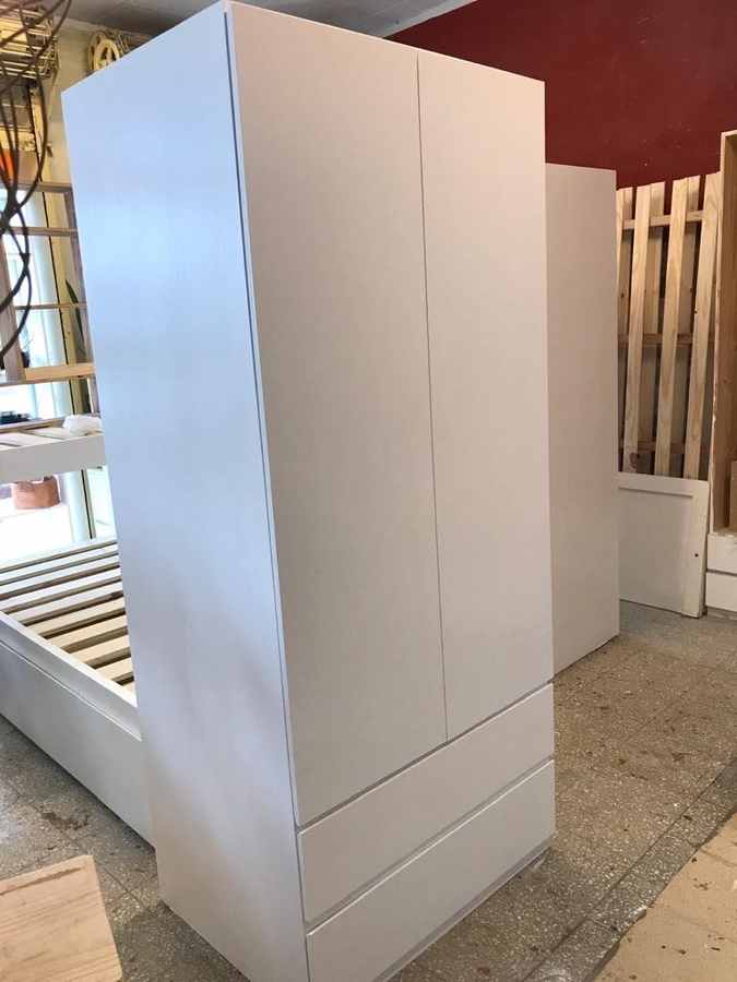 Ropero modelo 03 de Mueblería Longhi