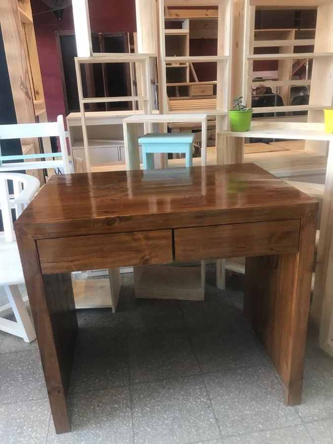 Escritorio modelo 03 de Mueblería Longhi