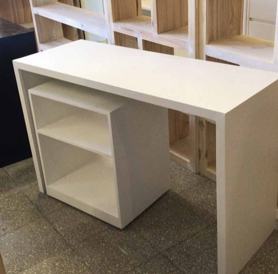 Escritorio modelo 09 de Mueblería Longhi